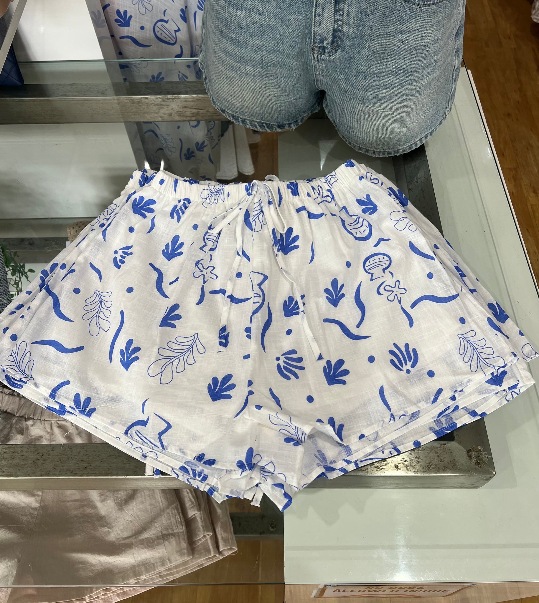 Coral Short