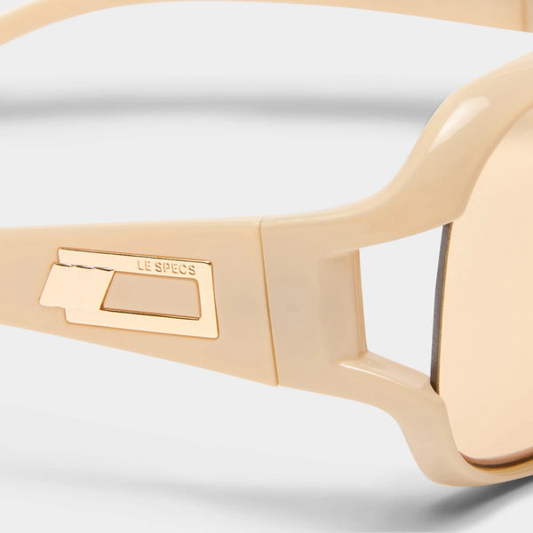 Le Specs Bolshy