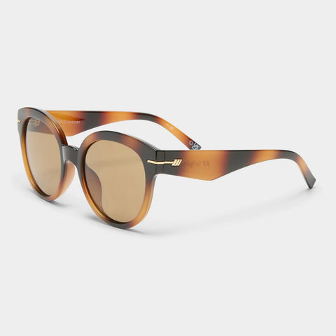 Le Specs Capacious