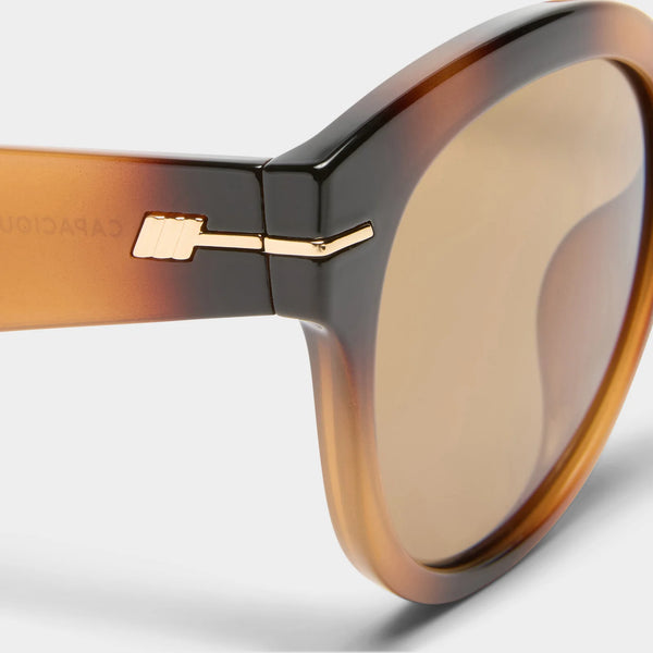 Le Specs Capacious