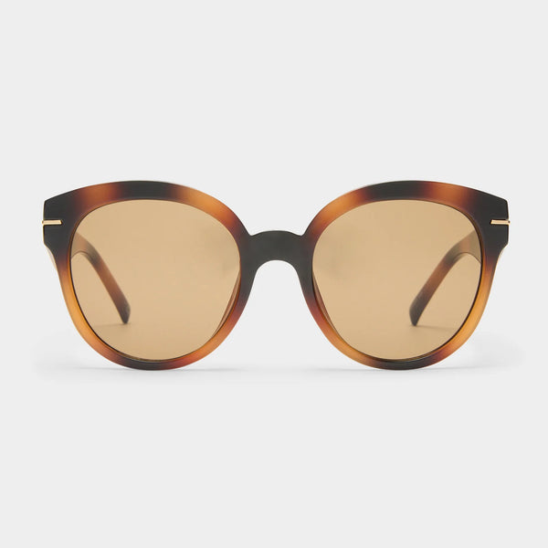 Le Specs Capacious