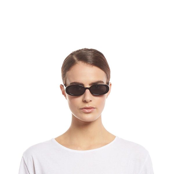 Le Specs Outta Love